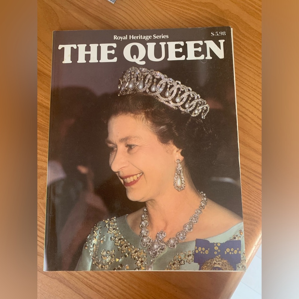 Livre the queen